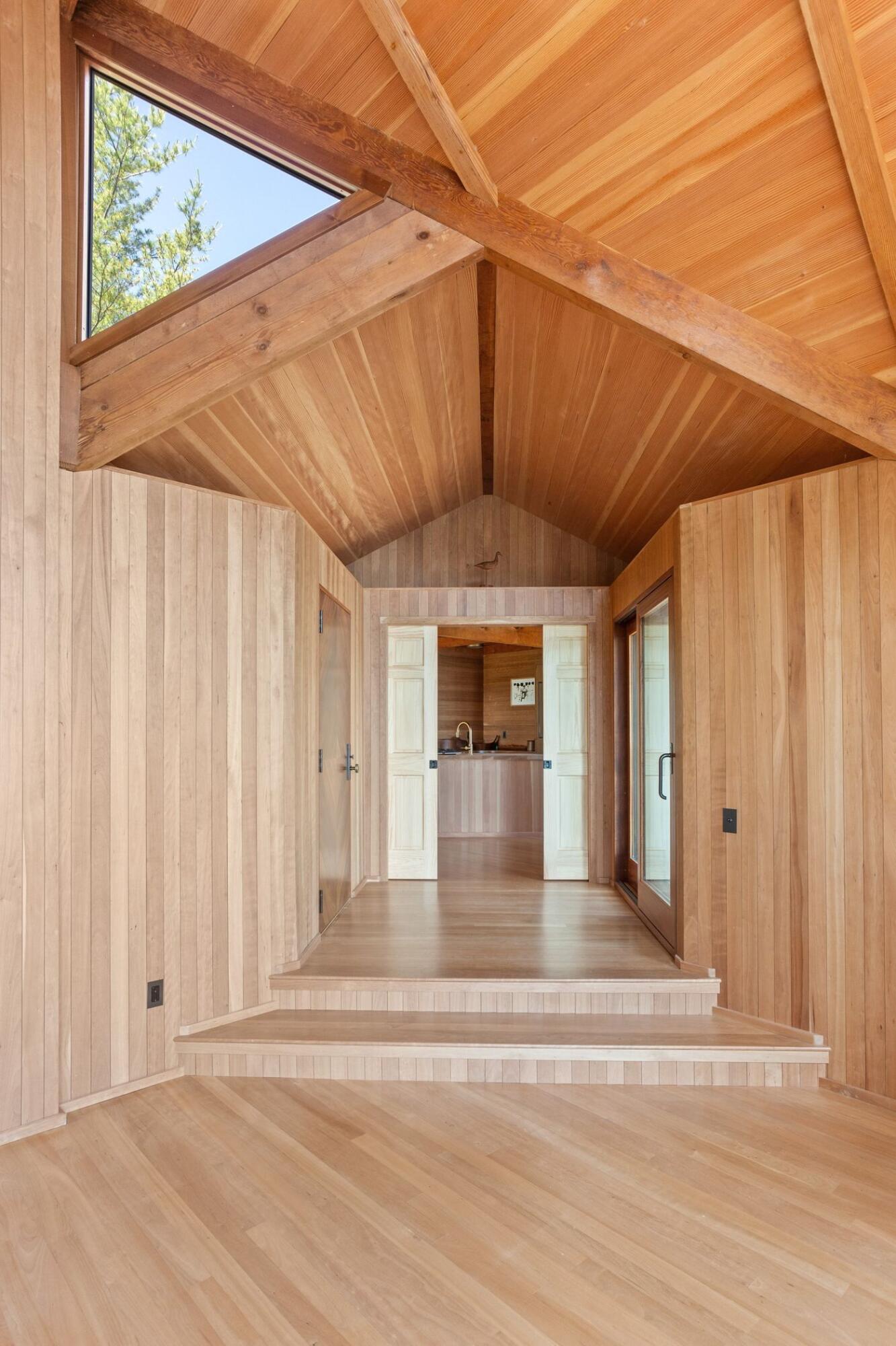 52 Starboard Rock Road Vinalhaven, ME 04863 - Photo 32 of 54 W32-ME2210_29