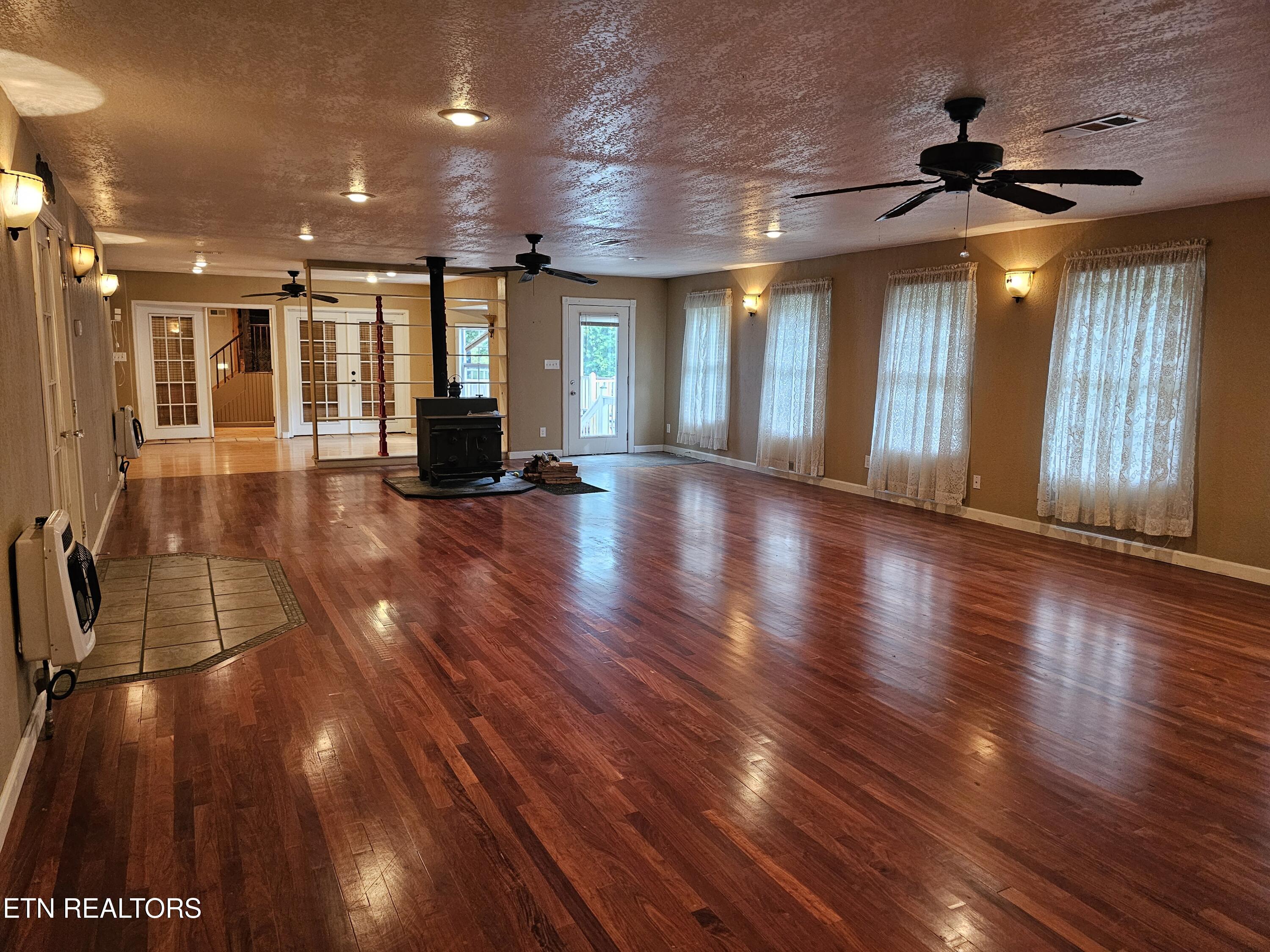 925 Tweed Springs Road Greeneville, TN 37743 - Photo 8 of 53 20260618_173914