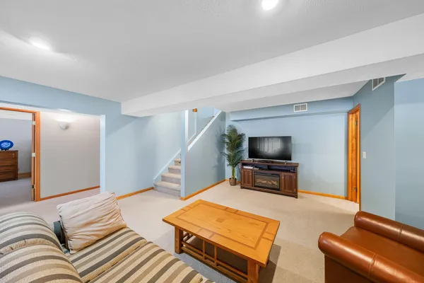 $899,900 | 9673 Lake Drive, Mecosta, MI 49332