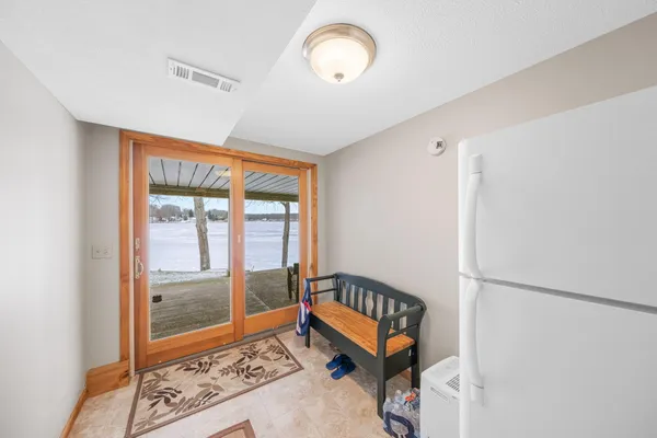 $899,900 | 9673 Lake Drive, Mecosta, MI 49332