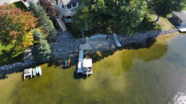 $899,900 | 9673 Lake Drive, Mecosta, MI 49332