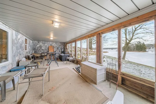 $899,900 | 9673 Lake Drive, Mecosta, MI 49332