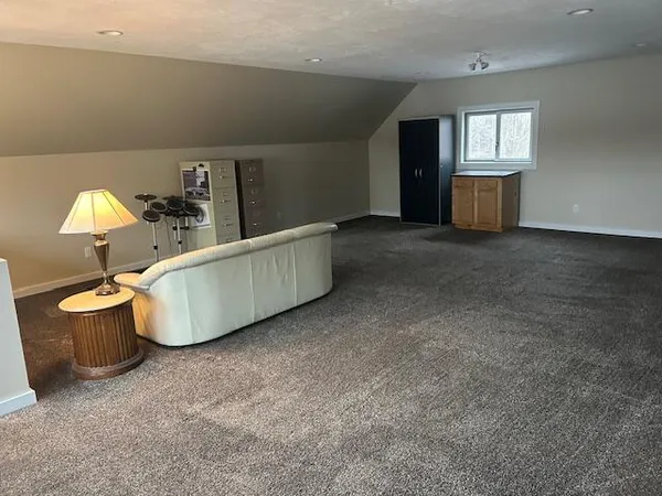 $899,900 | 9673 Lake Drive, Mecosta, MI 49332