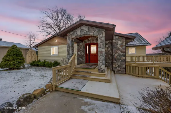 $899,900 | 9673 Lake Drive, Mecosta, MI 49332