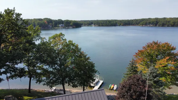 $899,900 | 9673 Lake Drive, Mecosta, MI 49332