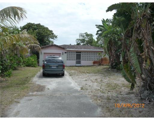 1034 Northwest 4th Avenue Boca Raton, FL 33432 - Photo 1 of 5 Exterior Front
