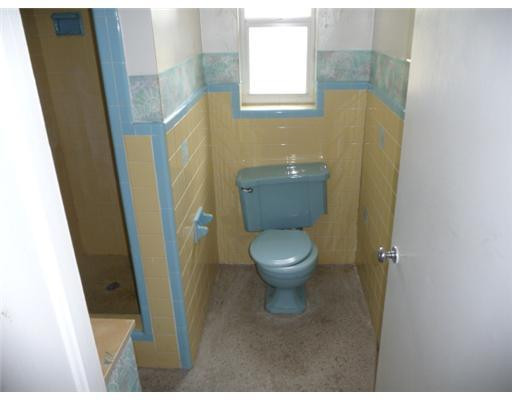 1034 Northwest 4th Avenue Boca Raton, FL 33432 - Photo 5 of 5 Bathroom