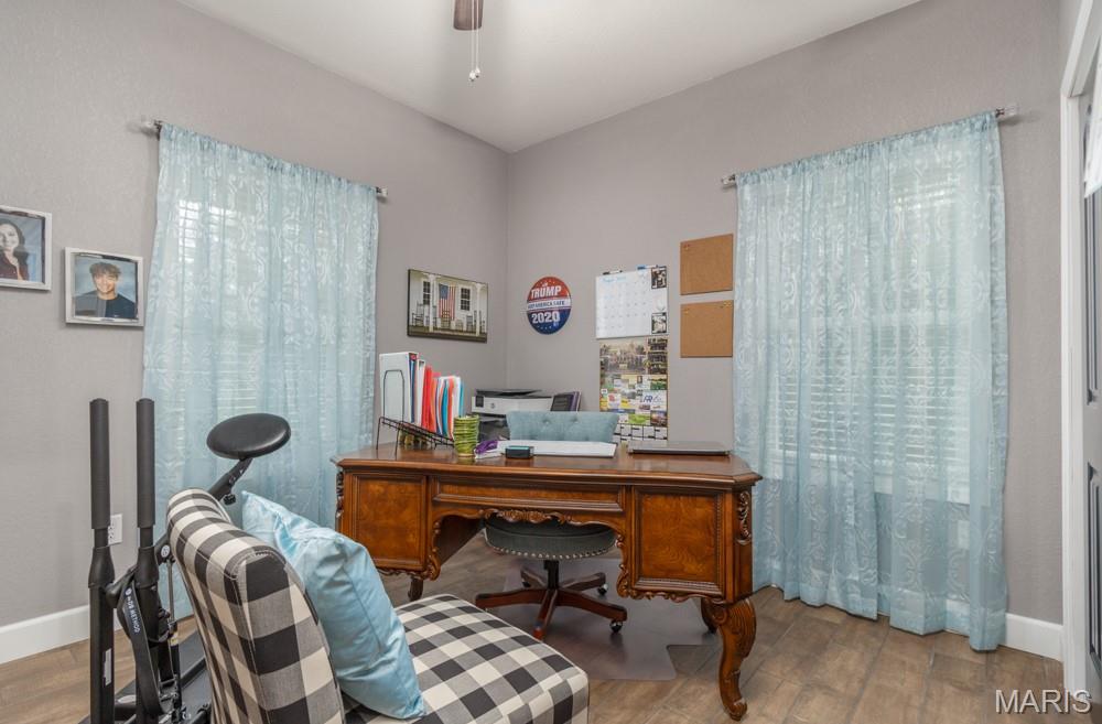 25243 State Highway 32 Lebanon, MO 65536 - Photo 19 of 49