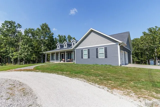 $649,900 | 25243 State Highway 32, Lebanon, MO 65536