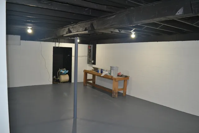 $349,900 | 325 East Battle Creek Street, Galesburg, MI 49053