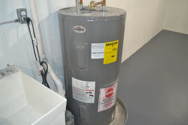 $349,900 | 325 East Battle Creek Street, Galesburg, MI 49053