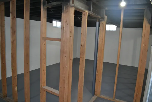 $349,900 | 325 East Battle Creek Street, Galesburg, MI 49053