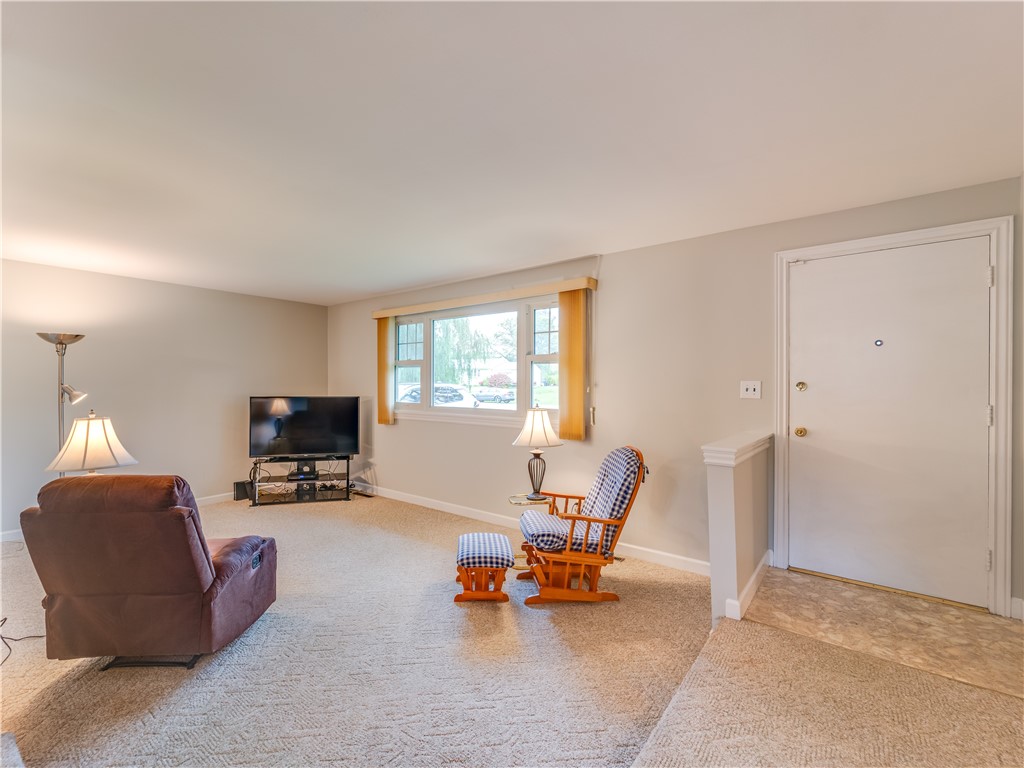 104 Armbruster Road Henrietta, NY 14623 - Photo 13 of 40