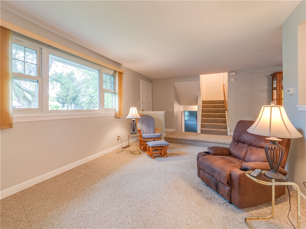 104 Armbruster Road Henrietta, NY 14623 - Photo 15 of 40