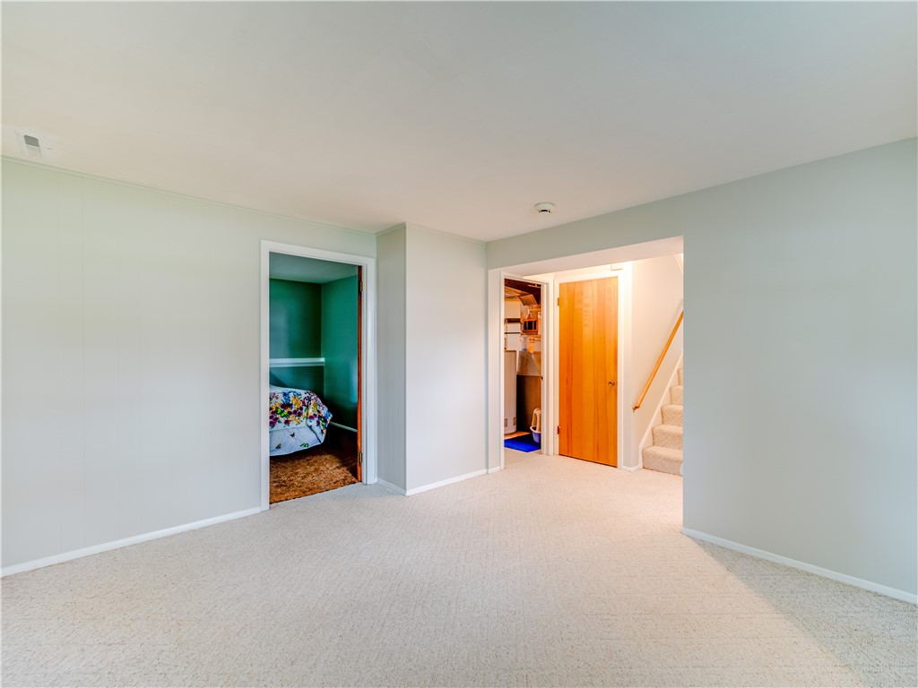 104 Armbruster Road Henrietta, NY 14623 - Photo 18 of 40