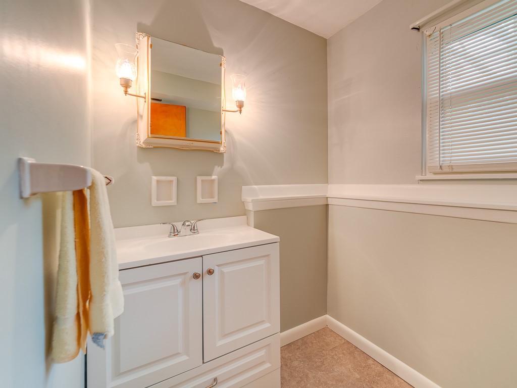 104 Armbruster Road Henrietta, NY 14623 - Photo 28 of 40