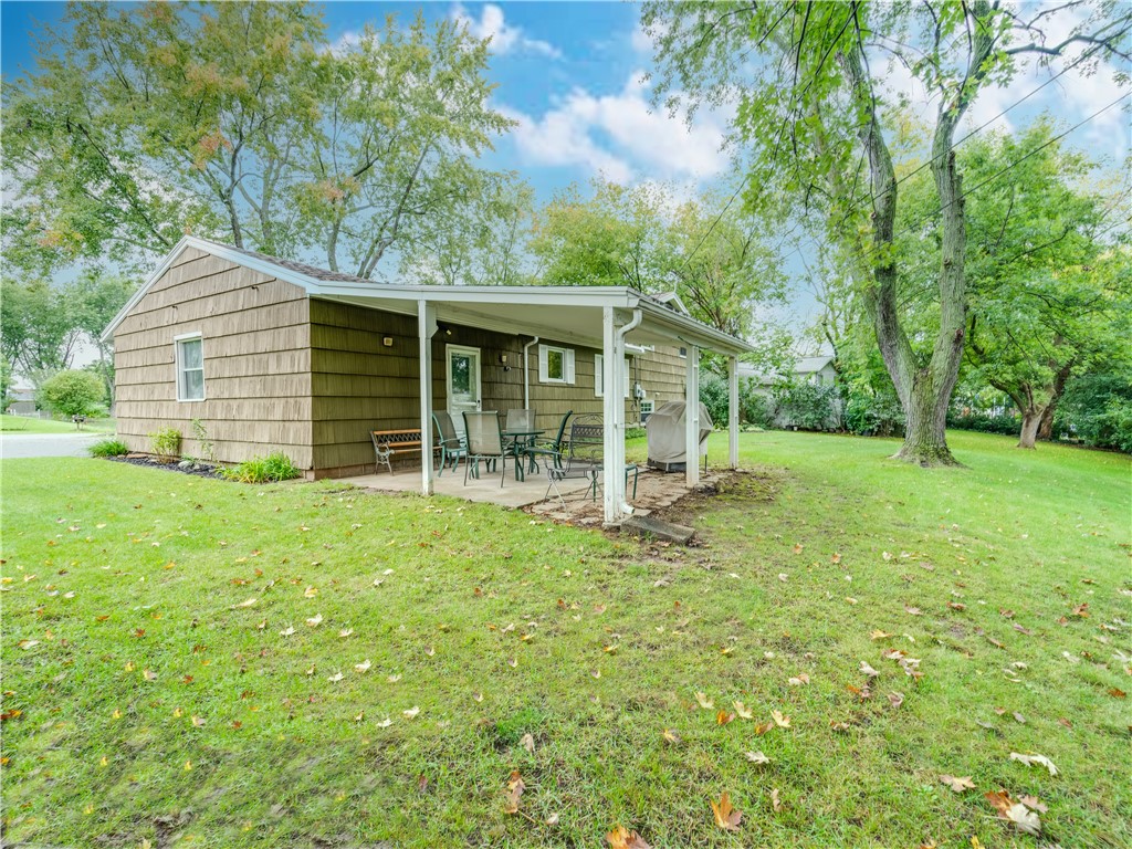 104 Armbruster Road Henrietta, NY 14623 - Photo 36 of 40