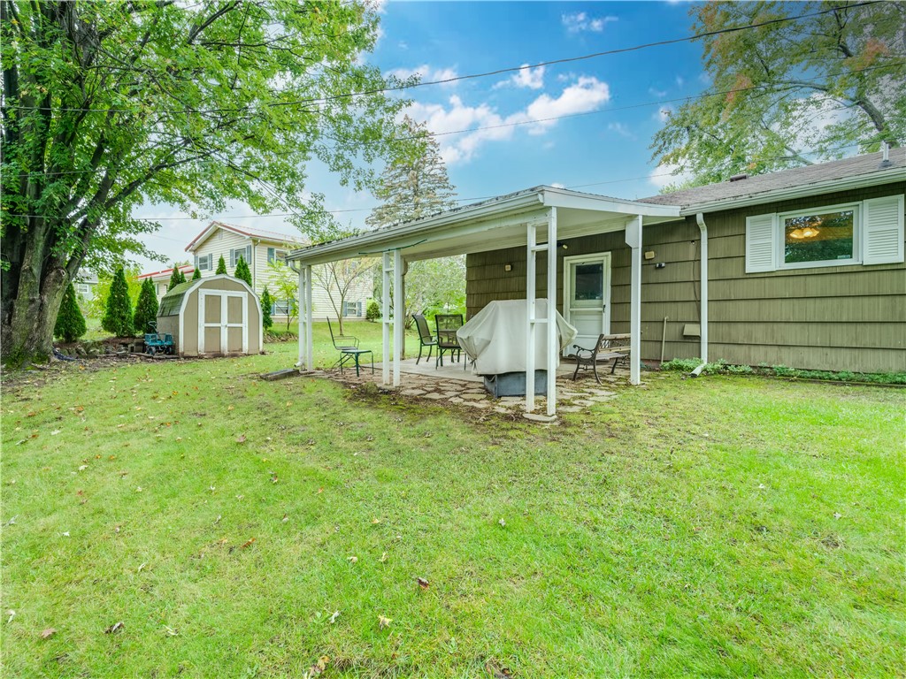 104 Armbruster Road Henrietta, NY 14623 - Photo 37 of 40