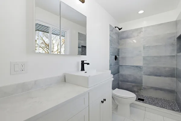$655,000 | 134 Lunt Avenue, Schaumburg, IL 60193
