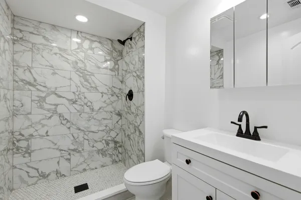 $655,000 | 134 Lunt Avenue, Schaumburg, IL 60193