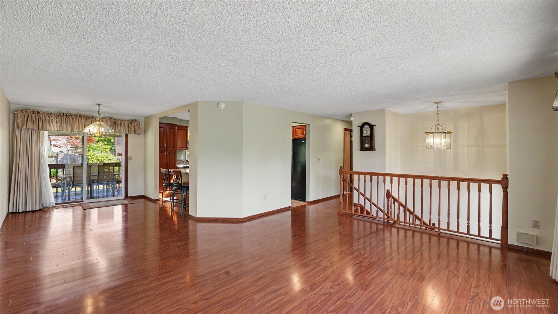 3208 Southeast 19th Court Renton, WA 98058 - Photo 5 of 35 Gallery Image 5