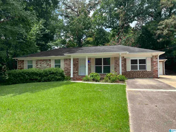 $299,900 | 524 Creekview Circle, Pelham, AL 35124
