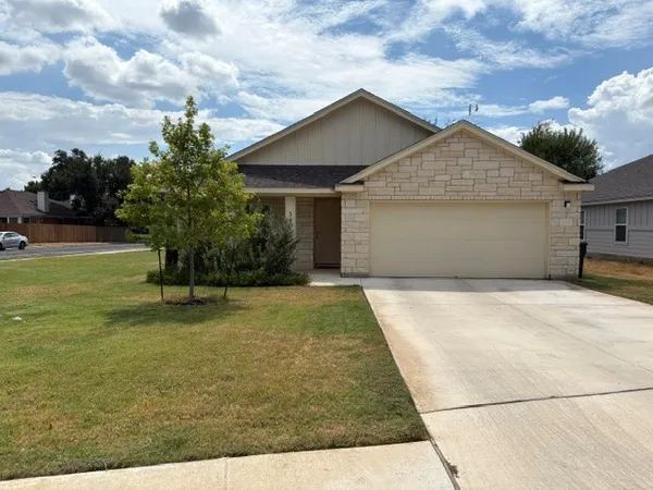 $2,275 | 3403 Monument Drive, Round Rock, TX 78681