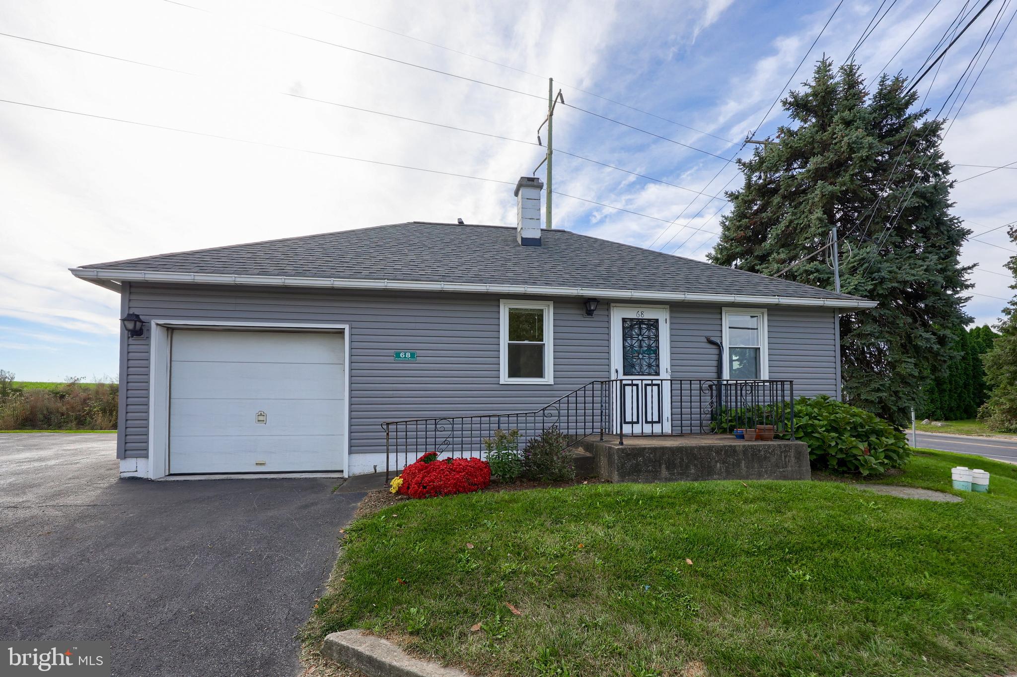 68 Horseshoe Road Leola, PA 17540 - Photo 1 of 26 Gallery Image 1
