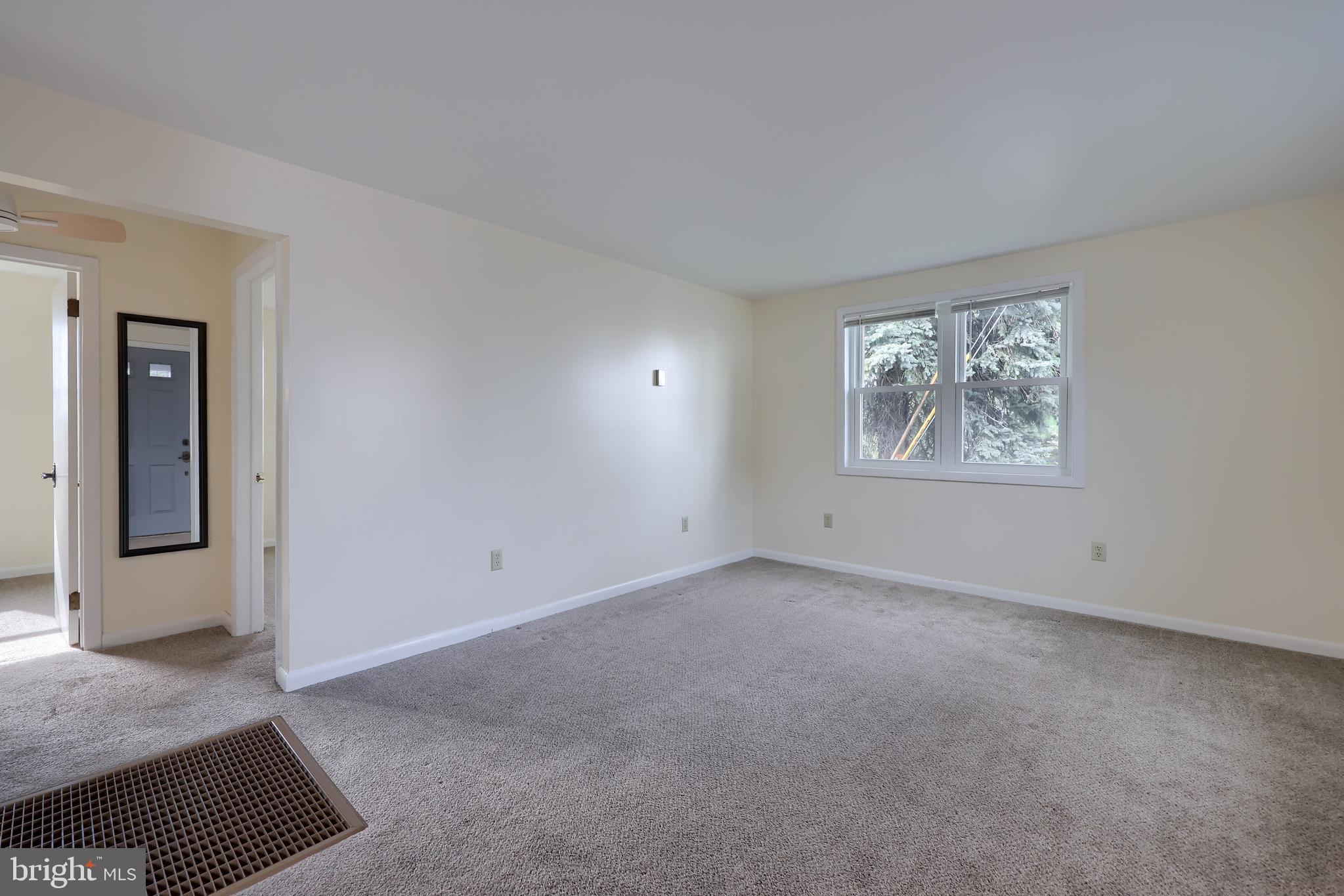 68 Horseshoe Road Leola, PA 17540 - Photo 3 of 26 Gallery Image 3
