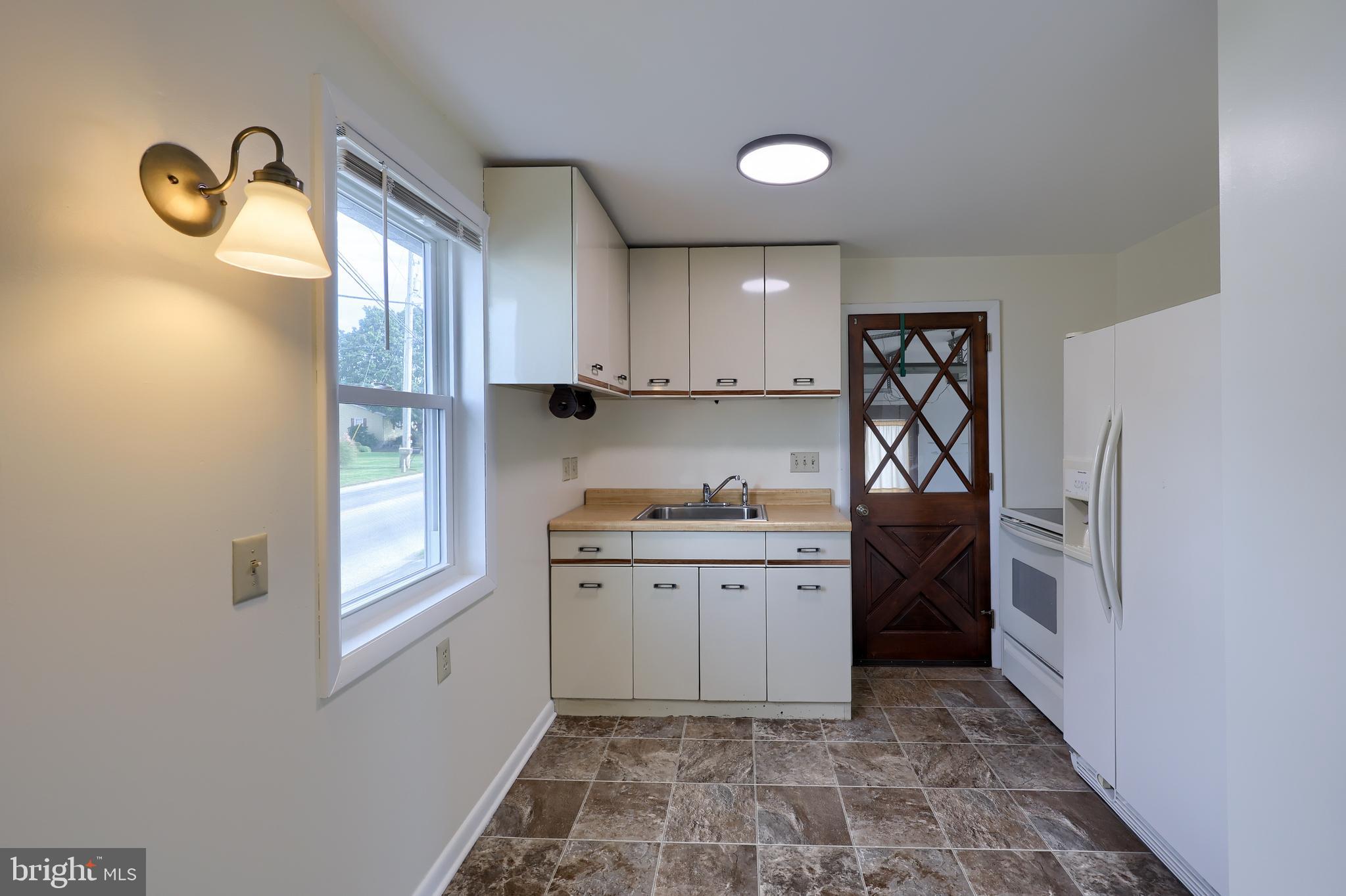 68 Horseshoe Road Leola, PA 17540 - Photo 8 of 26 Gallery Image 8