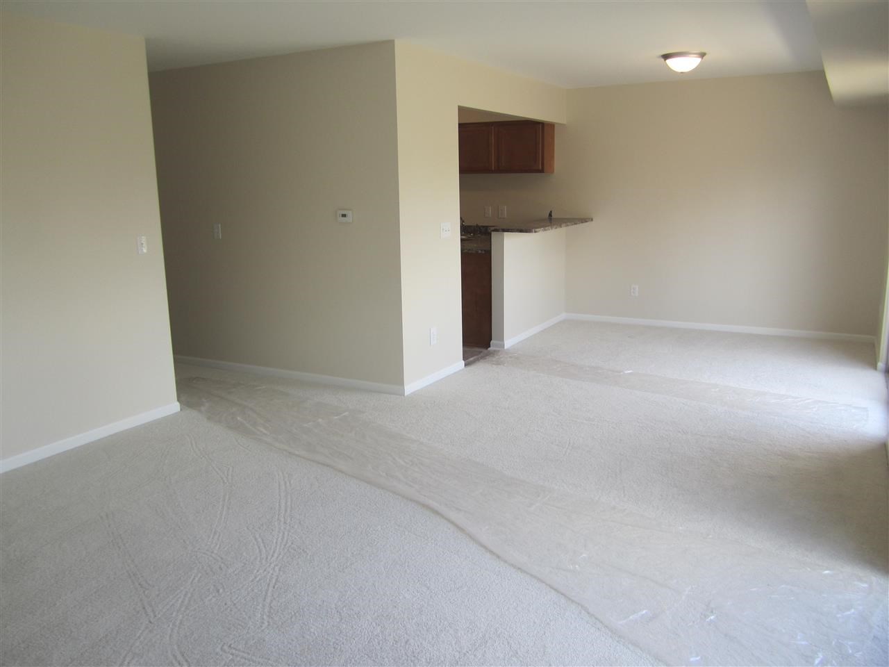 1655 Riverside Drive Rochester, MI 48309 - Photo 2 of 16 31199266-1.JPG