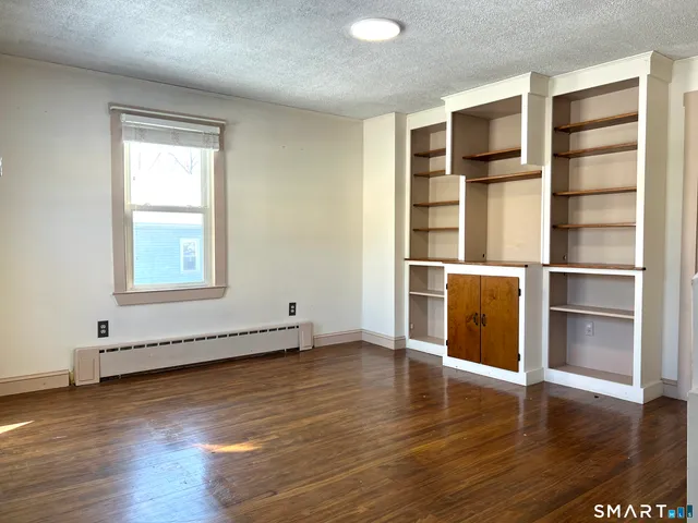 $2,000 | 77 Freestone Avenue, Portland, CT 06480