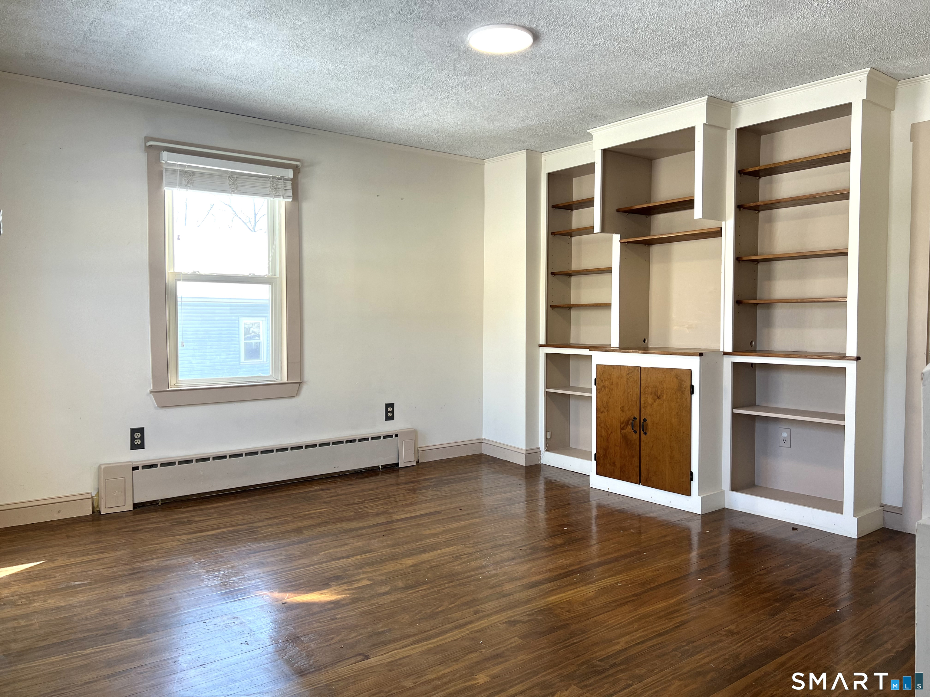 77 Freestone Avenue Portland, CT 06480 - Photo 11 of 26