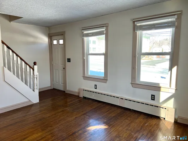 $2,000 | 77 Freestone Avenue, Portland, CT 06480