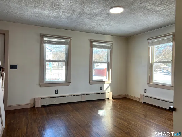 $2,000 | 77 Freestone Avenue, Portland, CT 06480