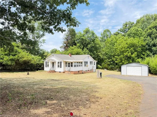 $99,913 | 5480 Old Walkertown Road, Winston-Salem, NC 27105