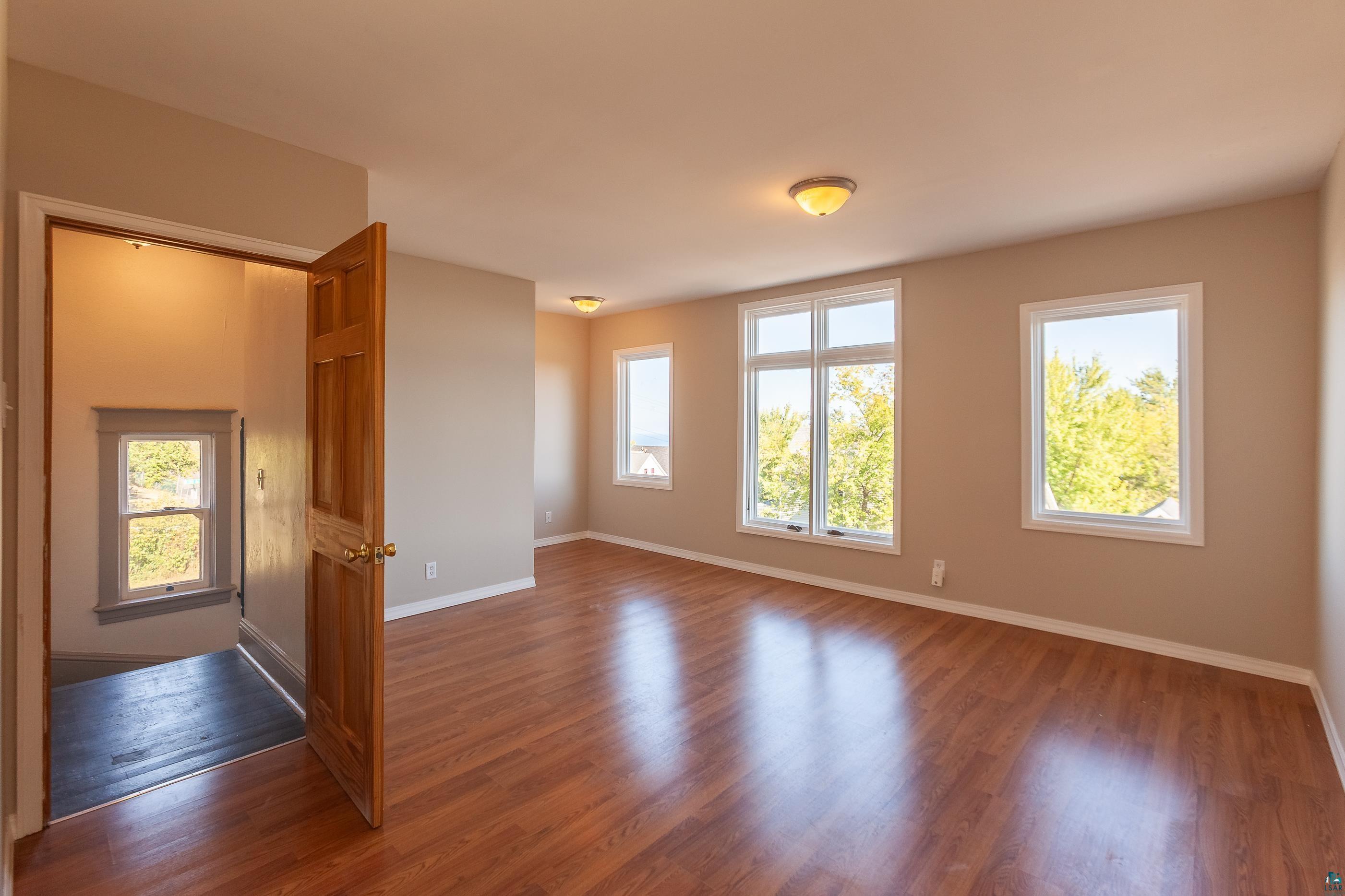 25 East 7th Street Duluth, MN 55805 - Photo 5 of 20
