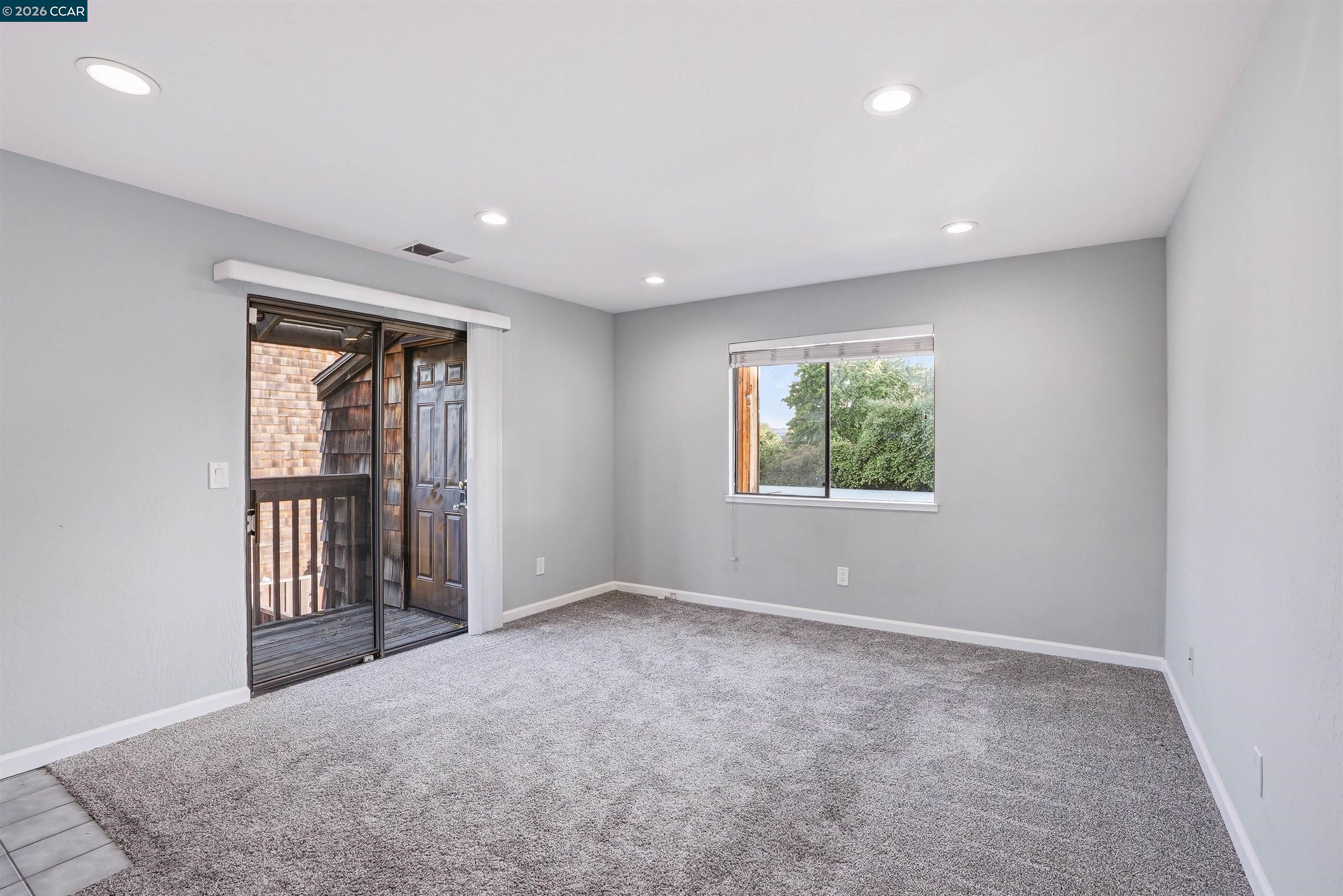 2450 Walters Way, Unit 2 Concord, CA 94520 - Photo 3 of 17