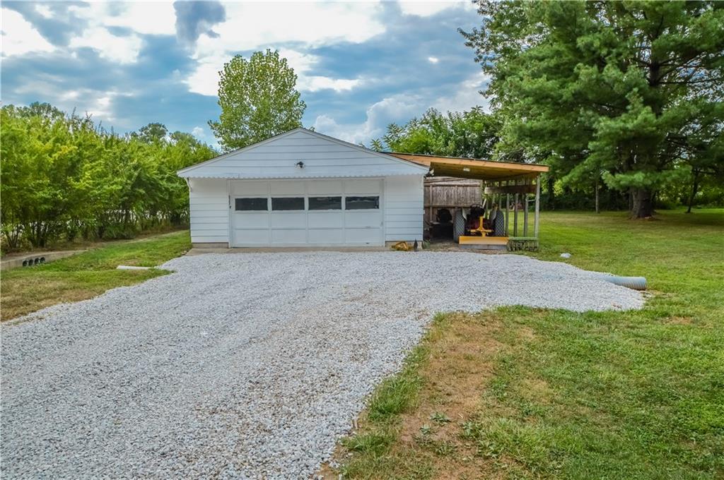 8720 Acton Road Indianapolis, IN 46259 - Photo 11 of 47 Gallery Image 11