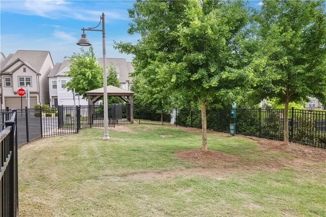 $425,000 | 354 Hayden Circle, Woodstock, GA 30189