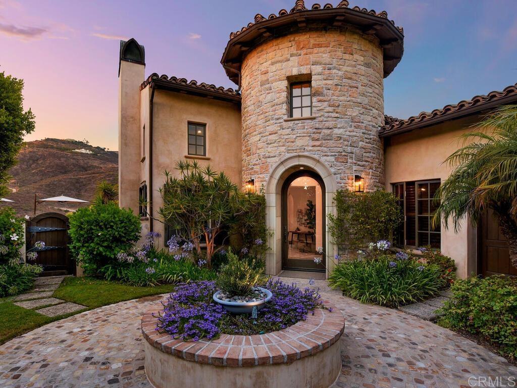 4272 Via Ravello Rancho Santa Fe, CA 92091 - Photo 34 of 38 a front view of a house with garden