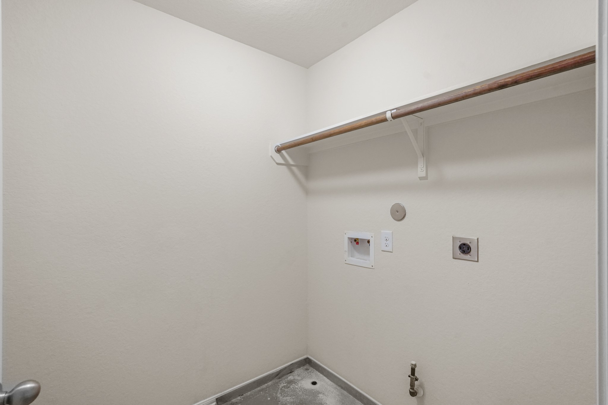 3215 Upland Spring Trace Katy, TX 77493 - Photo 18 of 24 a view of bathroom