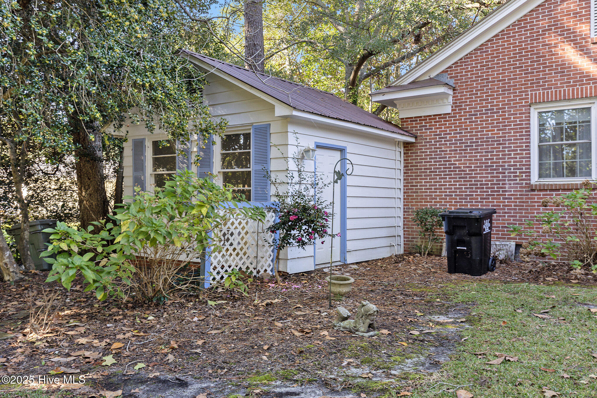 211 Pireway Road Tabor City, NC 28463 - Photo 39 of 46 Additional Living Quarters