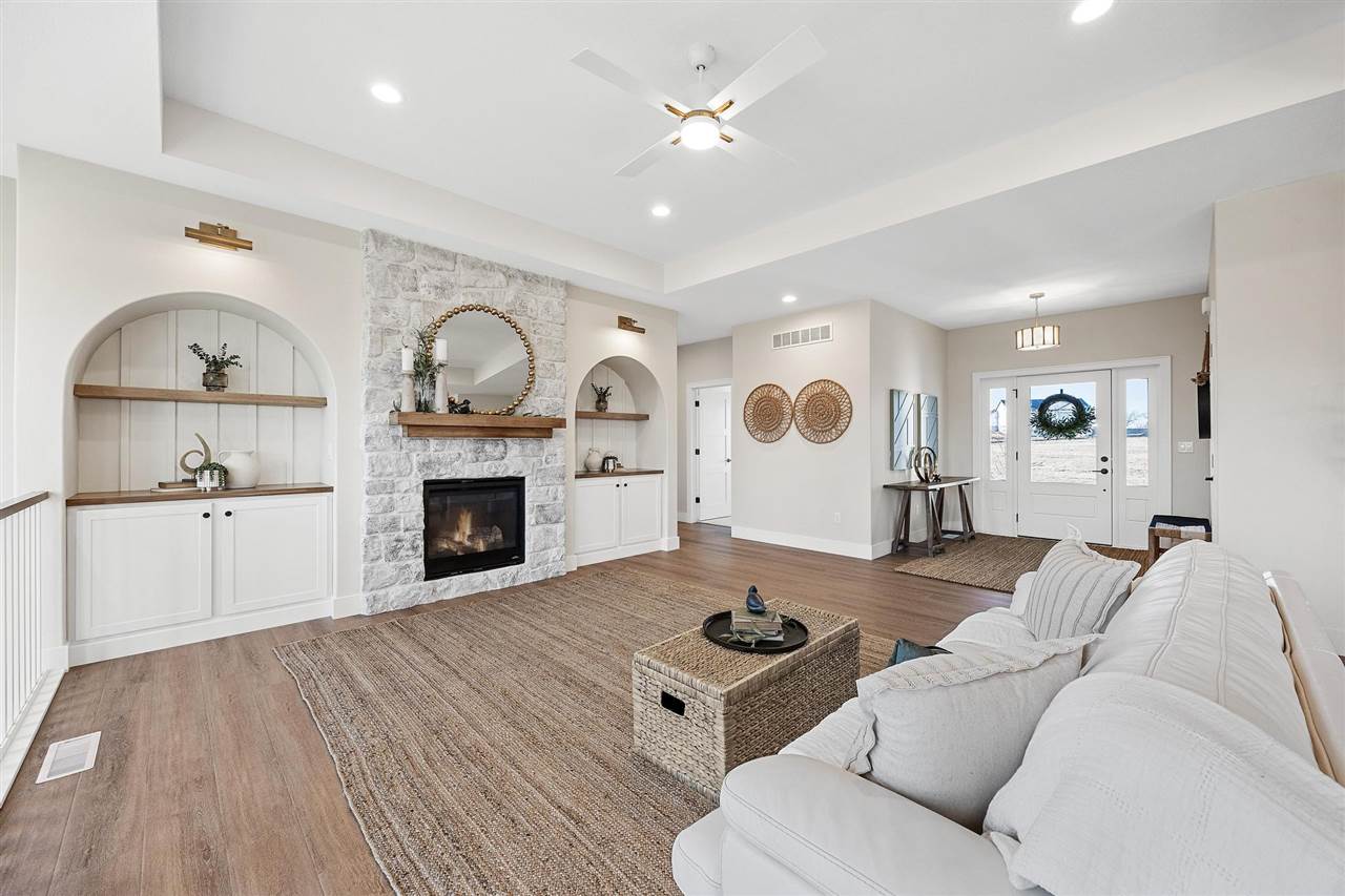 6324 Rapids Ridge Road Cedar Rapids, IA 52411 - Photo 10 of 50 Gallery Image 10