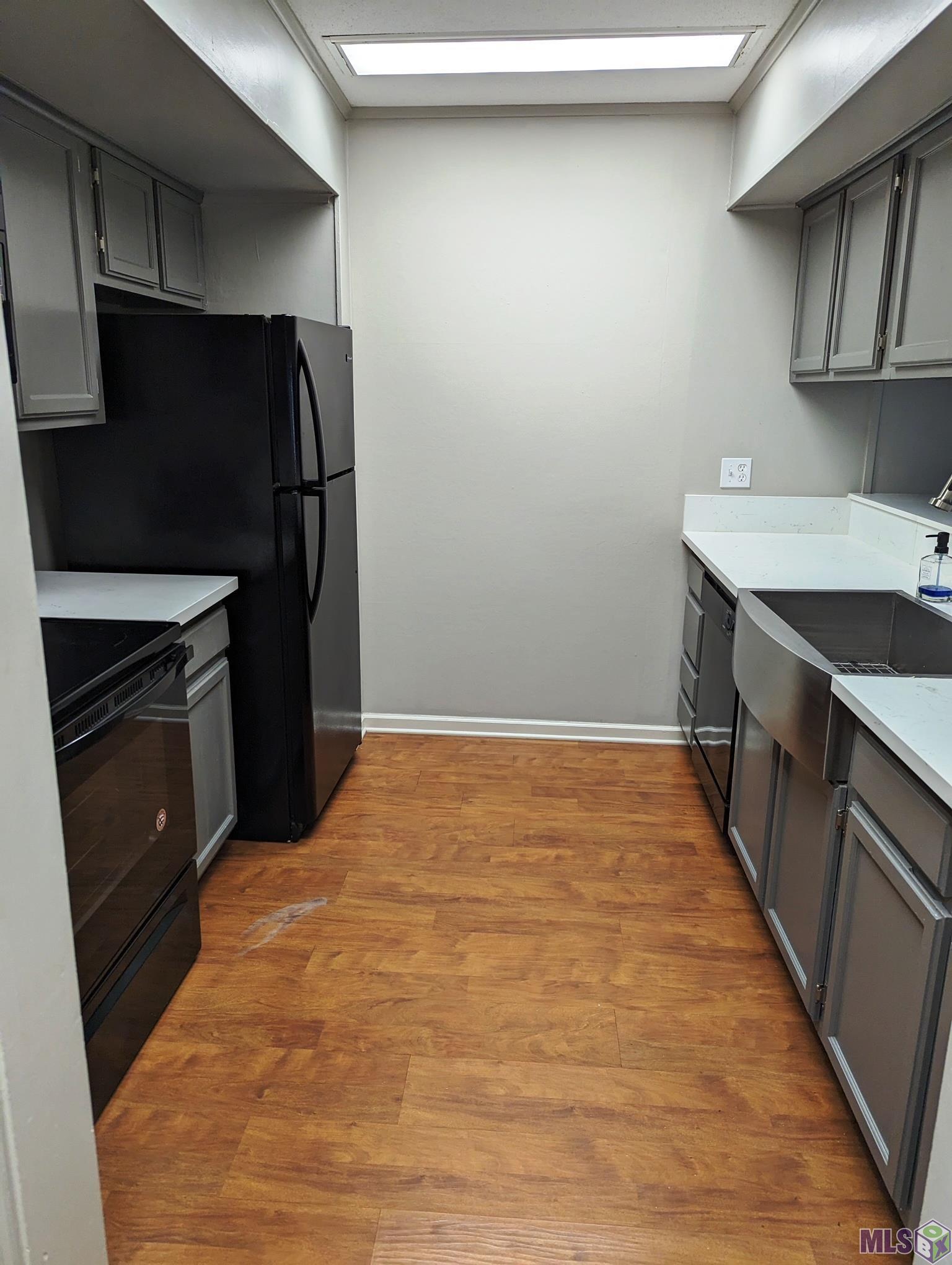 2122 Stonehenge Avenue Baton Rouge, LA 70820 - Photo 5 of 14 kitchen
