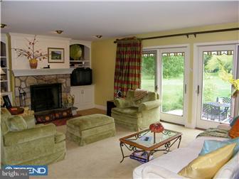 480 White Oak Road Blue Bell, PA 19422 - Photo 2 of 12 Living Room