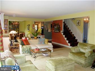 480 White Oak Road Blue Bell, PA 19422 - Photo 3 of 12 Living Room
