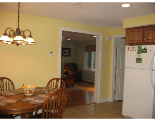 9 Harkins Way Wareham, MA 02571 - Photo 6 of 12 Gallery Image 6