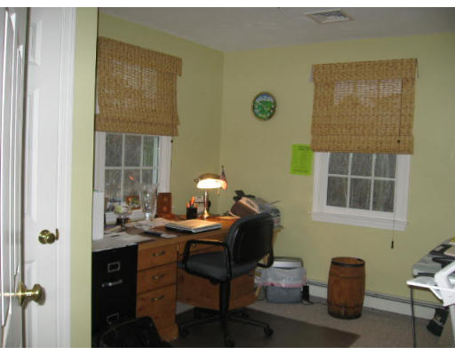 9 Harkins Way Wareham, MA 02571 - Photo 9 of 12 Gallery Image 9