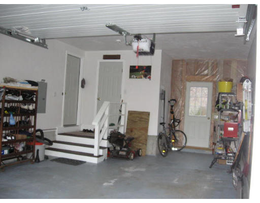 9 Harkins Way Wareham, MA 02571 - Photo 10 of 12 Gallery Image 10